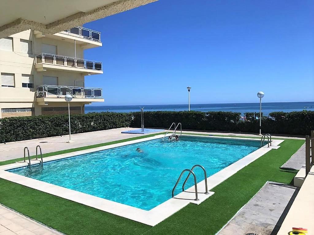 Peaceful Apartment In A Beachfront Complex Марени Блау Екстериор снимка